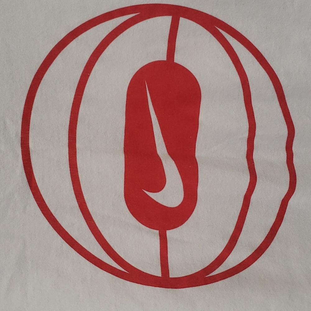 Vintage Nike Peach Basket Classic T-shirt, XL - Picture 6 of 9